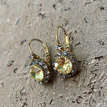 Ladda bild till bildvisaren Vintage Earring Jonquil (No.213)