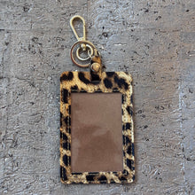 Ladda bild till bildvisaren Luggage Tag - Leopard