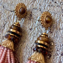 Ladda bild till bildvisaren Earrings Esmeralda - Soft Pink