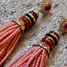 Ladda bild till bildvisaren Earrings Esmeralda - Peach