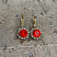 Ladda bild till bildvisaren Vintage Earring Hyacinth (No.236)