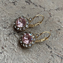 Ladda bild till bildvisaren Vintage Earring Vintage Rose (No.219)