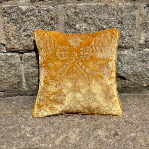 Cushion Deluxe Embroidery Tara Oro  27x27cm