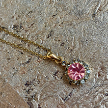 Ladda bild till bildvisaren Vintage Necklace Light Rose (No.223)