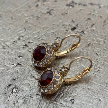 Ladda bild till bildvisaren Vintage Earring Ruby (No.501)