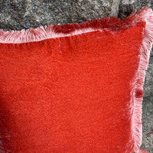 Ladda bild till bildvisaren Cushion Deluxe Rose Bisque/P. Rose Fr. 45x45cm