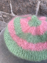 Ladda bild till bildvisaren Mohair Beret, E.L. Design - Striped Light Pink And Light Green