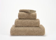 Ladda bild till bildvisaren Towel Super Pile - Taupe