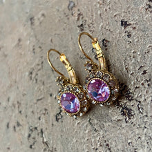 Ladda bild till bildvisaren Vintage Earring Violet (No.371)