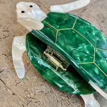 Ladda bild till bildvisaren Hårklämma Green Turtle