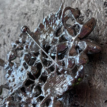 Ladda bild till bildvisaren Brosch Vert Fleur