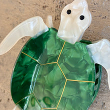 Ladda bild till bildvisaren Hårklämma Green Turtle