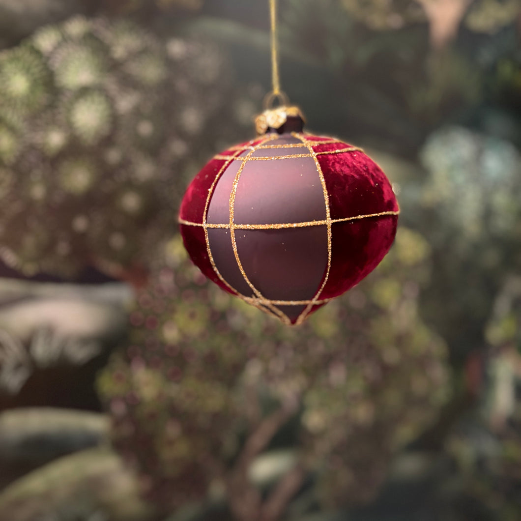 Glass Ball Red Burgundy 10cm