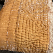 Ladda bild till bildvisaren Throw Deluxe 130x170cm Sand / Beige Fr.