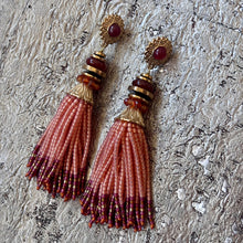 Ladda bild till bildvisaren Earrings Esmeralda - Peach