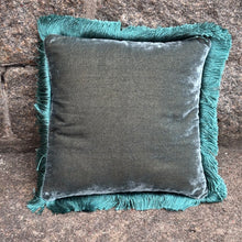 Ladda bild till bildvisaren Cushion Deluxe Lake Blue/Air Blue Fr 27x27cm