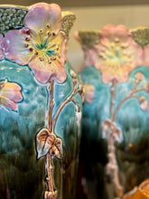 Ladda bild till bildvisaren Vintage Vas Flower Art Deco - Majolika