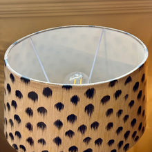 Ladda bild till bildvisaren Lampshade Leo Oval