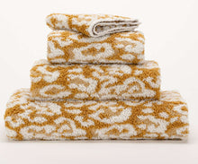 Ladda bild till bildvisaren Towel Sauvage Gold