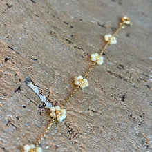 Ladda bild till bildvisaren Bracelet Flowers White / Multi