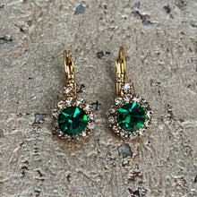 Ladda bild till bildvisaren Vintage Earring Emerald (No.205)