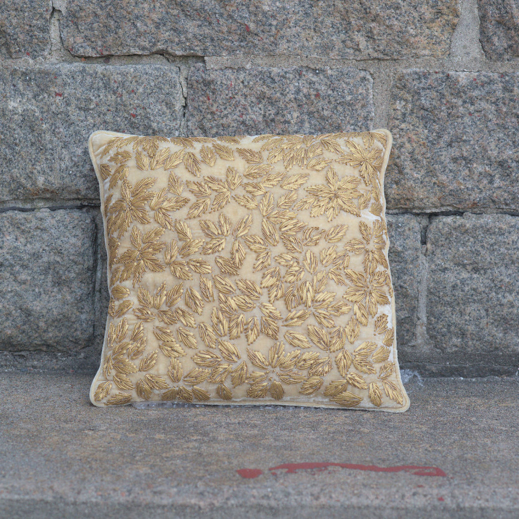 Cushion  Deluxe Embroidery Enny Platinum 30x30cm