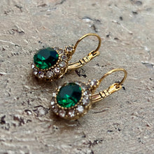 Ladda bild till bildvisaren Vintage Earring Emerald (No.205)