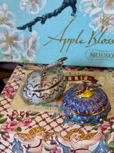 Ladda bild till bildvisaren Little Box Dragonfly