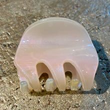 Ladda bild till bildvisaren Hårklämma Colour Pearly Pink