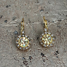 Ladda bild till bildvisaren Vintage Earring Jonquil (No.213)