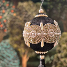 Ladda bild till bildvisaren Pearl Ball Top Tassel 30cm