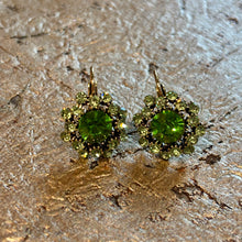 Ladda bild till bildvisaren Earrings Floral Vert