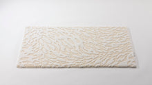 Ladda bild till bildvisaren Badrumsmatta Flow Ivory
