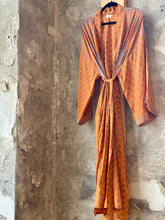 Ladda bild till bildvisaren Kimono Lyon