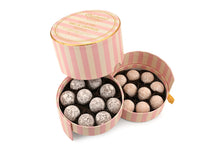 Ladda bild till bildvisaren Milk &amp; Pink Marc de Champagne Giftset 275g