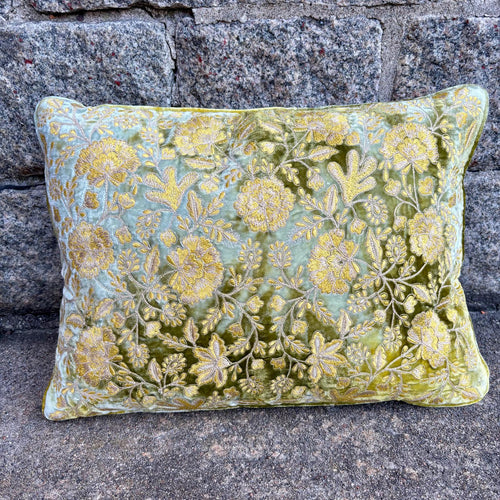 Cushion Deluxe Embroidery Tiana Shaded Mint 30x40cm