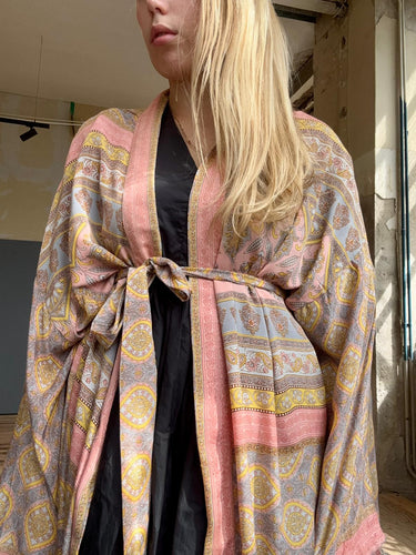 Kimono Paisly