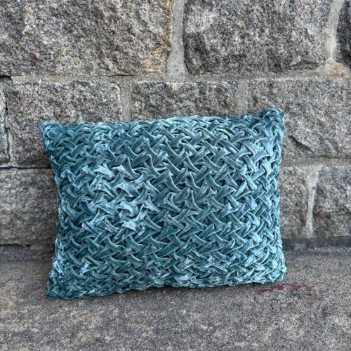Cushion  Deluxe Basket Weave  Prussian Blue 30x40cm