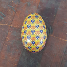 Ladda bild till bildvisaren Fabergé Tin Egg Heritage III