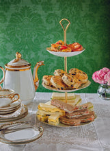 Ladda bild till bildvisaren Downton Abbey Afternoon Tea Cookbook