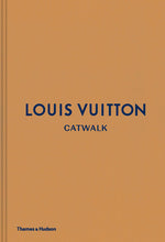 Ladda bild till bildvisaren Louis Vuitton Catwalk