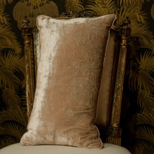 Ladda bild till bildvisaren Cushion Antique Rose Illusion Embrodery