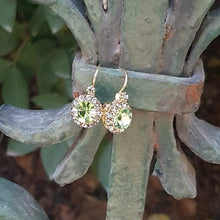 Ladda bild till bildvisaren Vintage Earring Peridot (No.214)